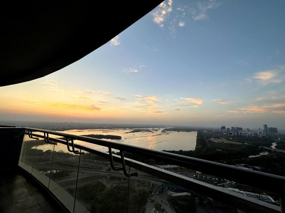 Cloud Stay@41St Floor Noida Buitenkant foto