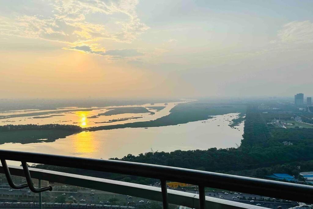 Cloud Stay@41St Floor Noida Buitenkant foto